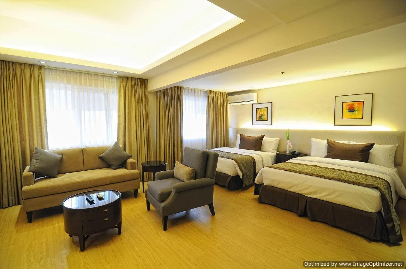 Imperial Palace Suites Quezon City Exterior photo
