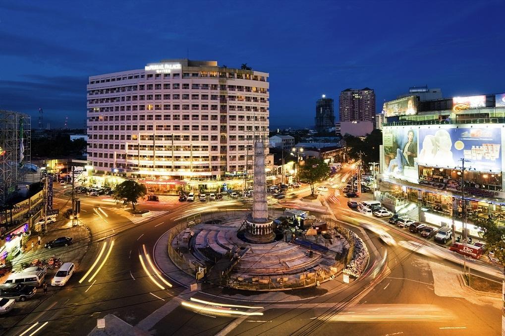 Imperial Palace Suites Quezon City Exterior photo