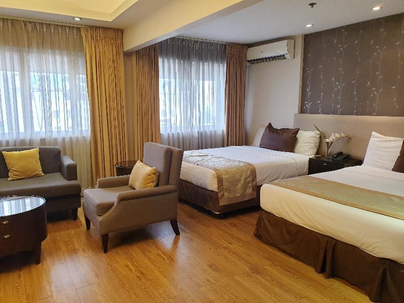 Imperial Palace Suites Quezon City Exterior photo